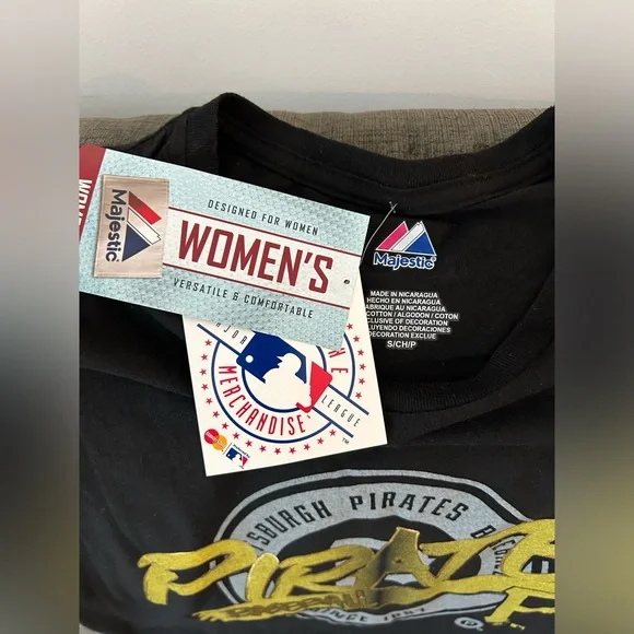 Majestic Pittsburgh Pirates MLB Baseball Women's Black T-Shirt Sz: S - Picture 3 of 4